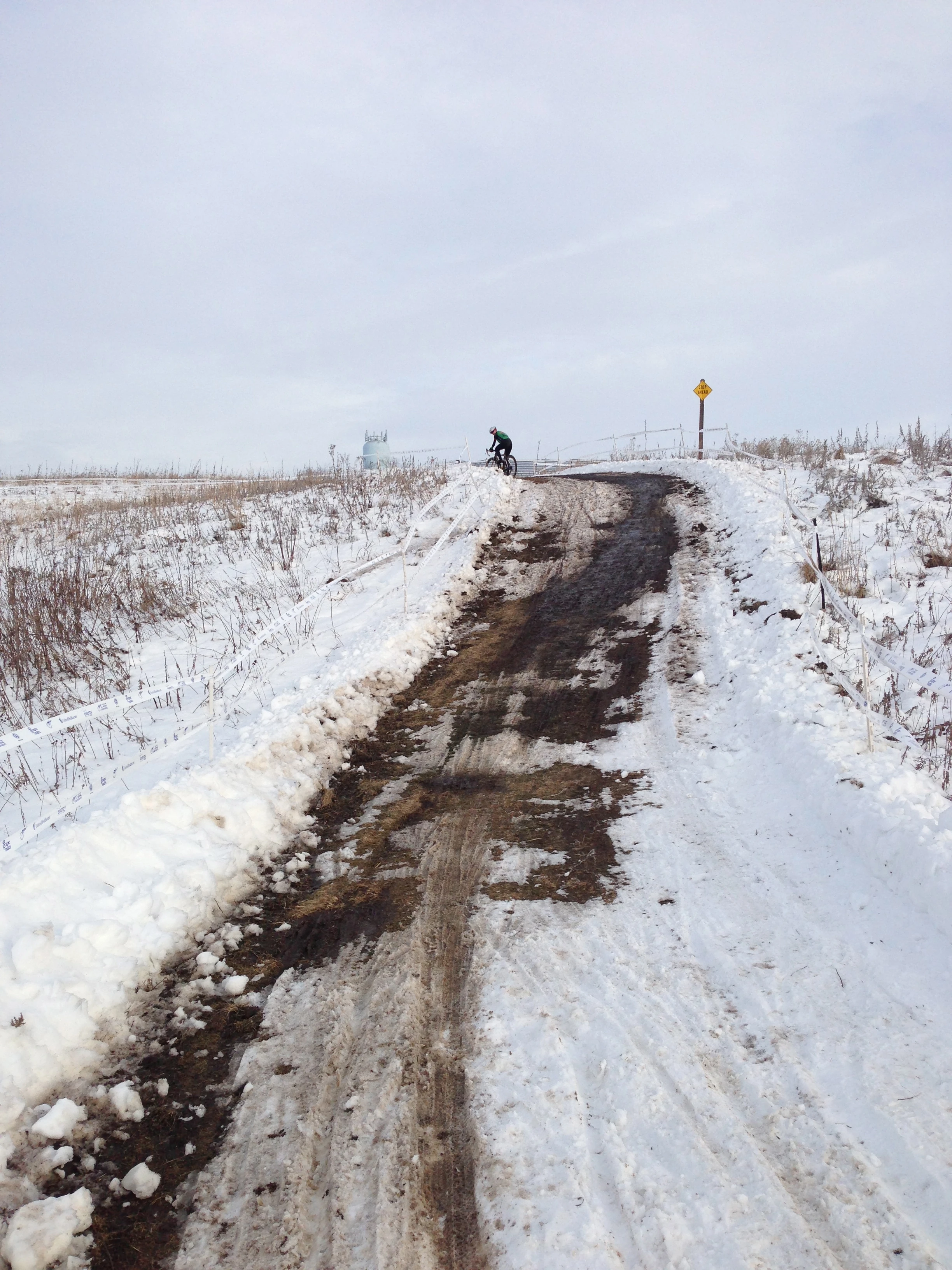 This is the last climb after the sand pits before descending to the road to finish.