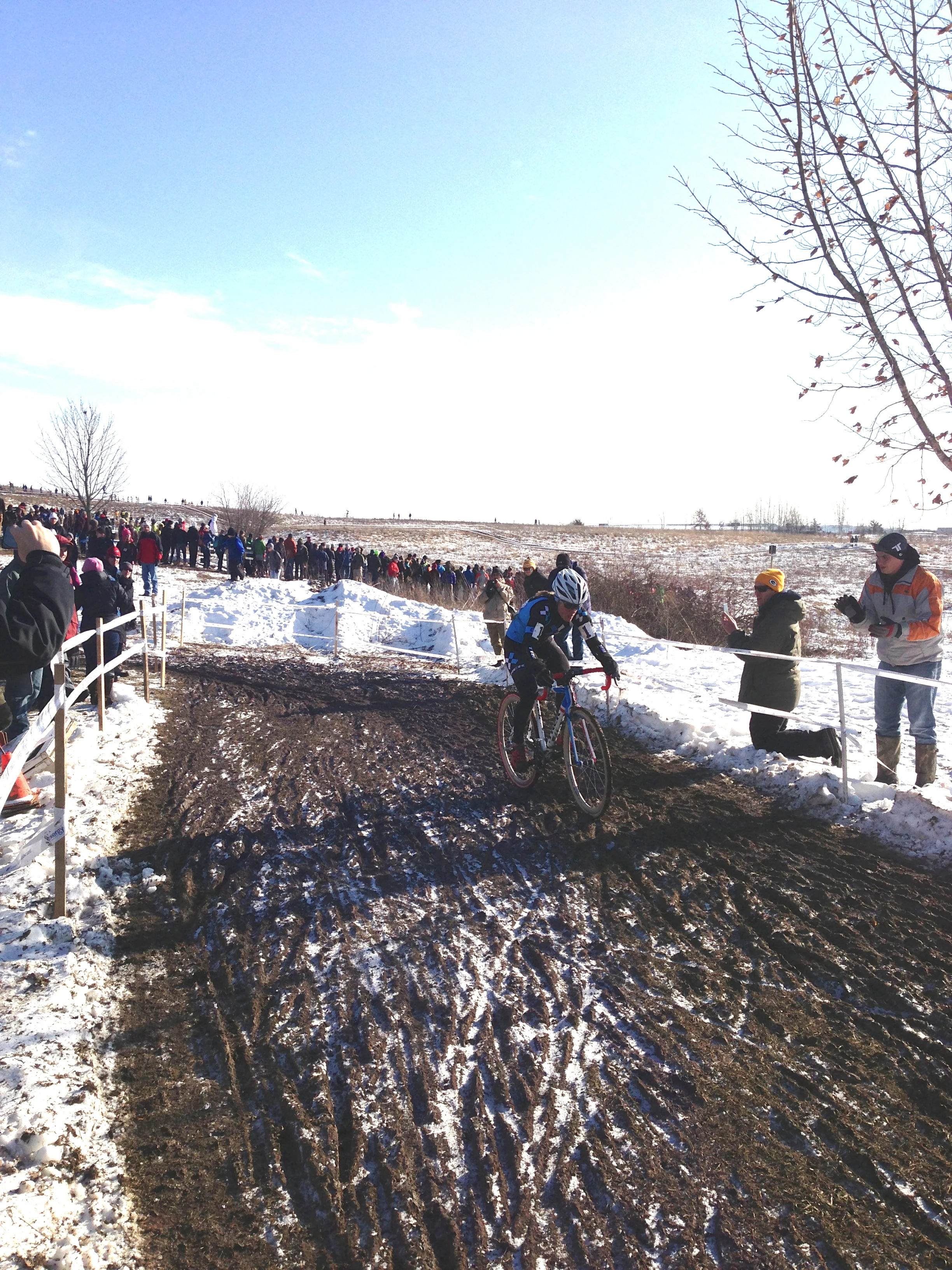 Katie Compton on her way to winning her zillonith National title.