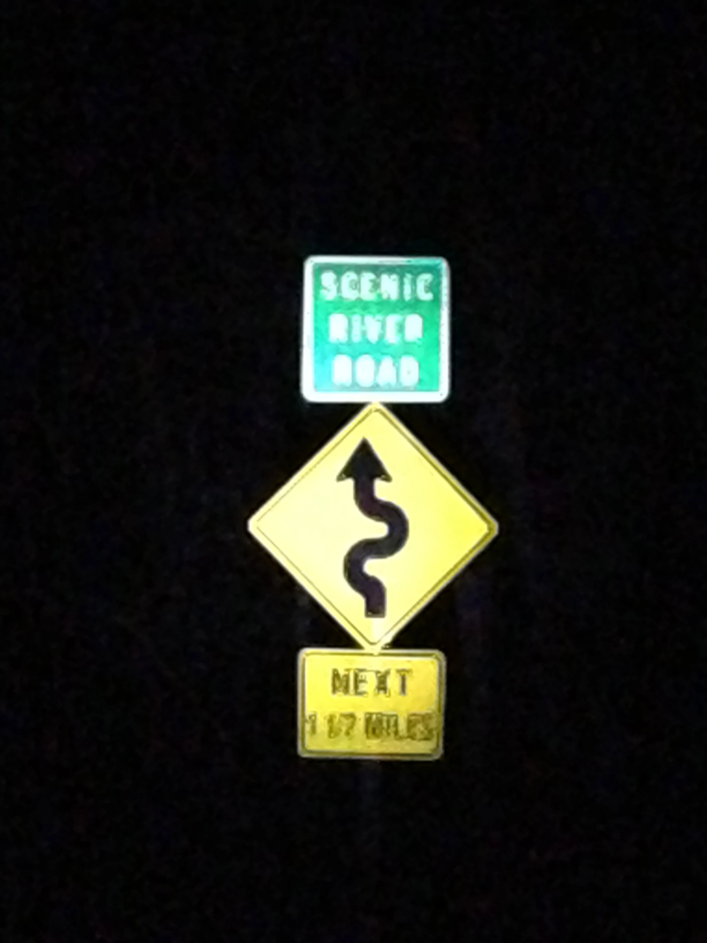 Where the River Road turns gravel. I would have keep going to Lawrence if it was just a little earlier and not quite so cold.