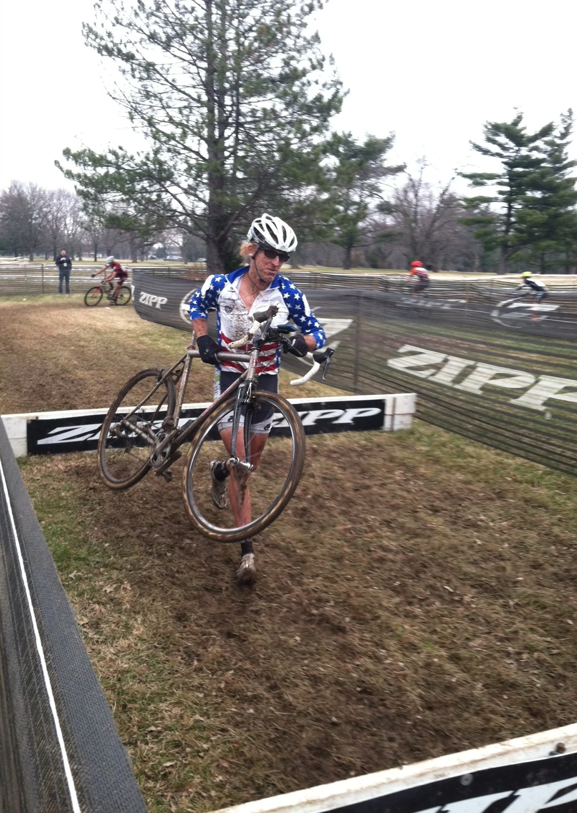 Tippy toeing through the barriers. 
