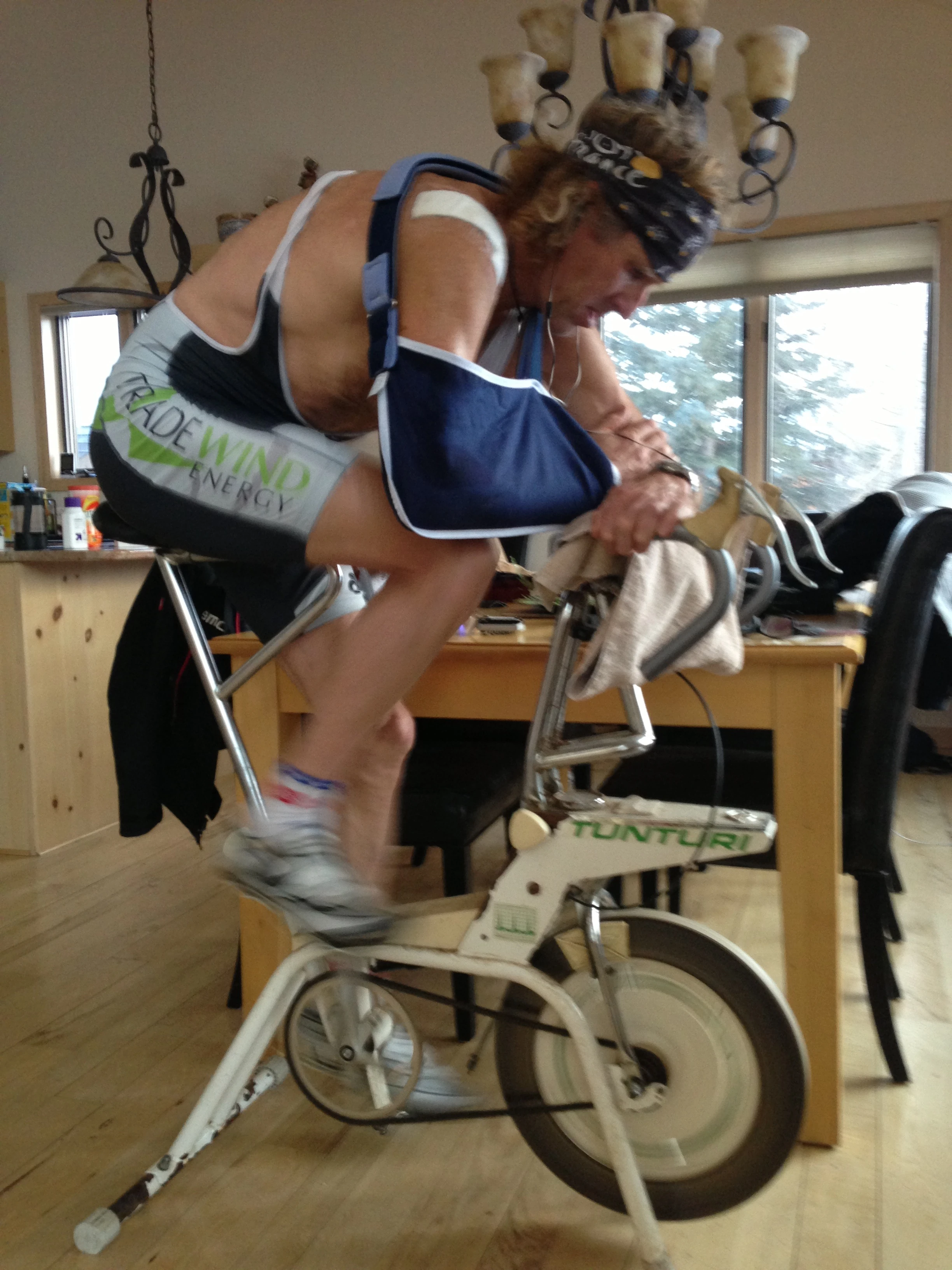 I&rsquo;m having a hard time finding a position that I can stay in over a few minutes while riding inside.