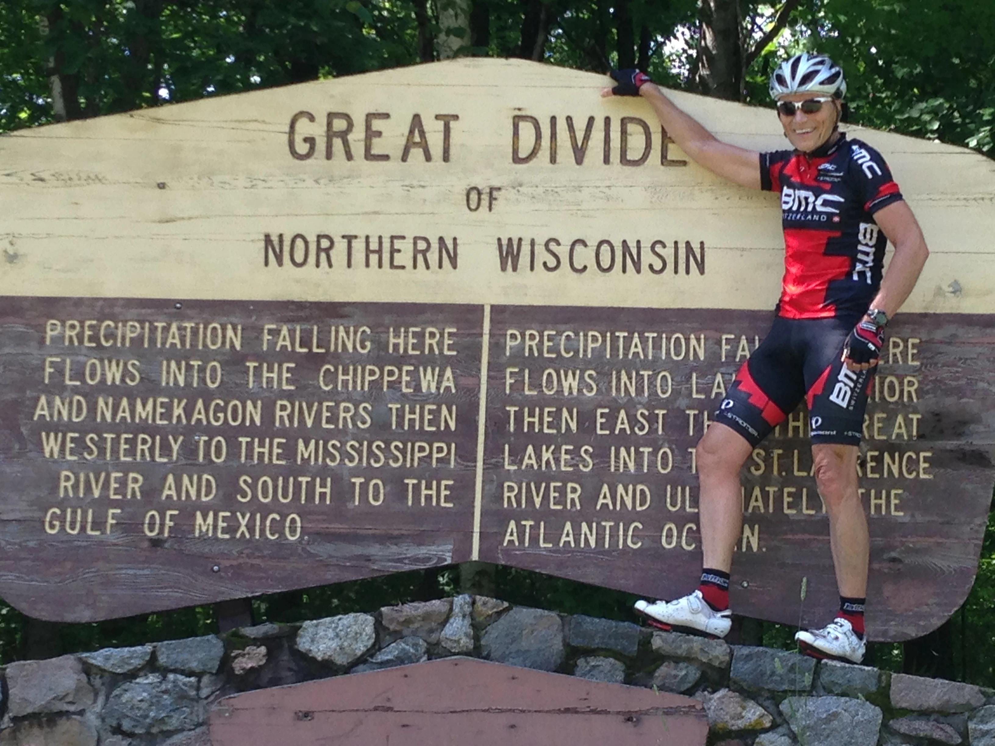 Dennis missin&rsquo; around at the Great Divide marker outside of Grandview.