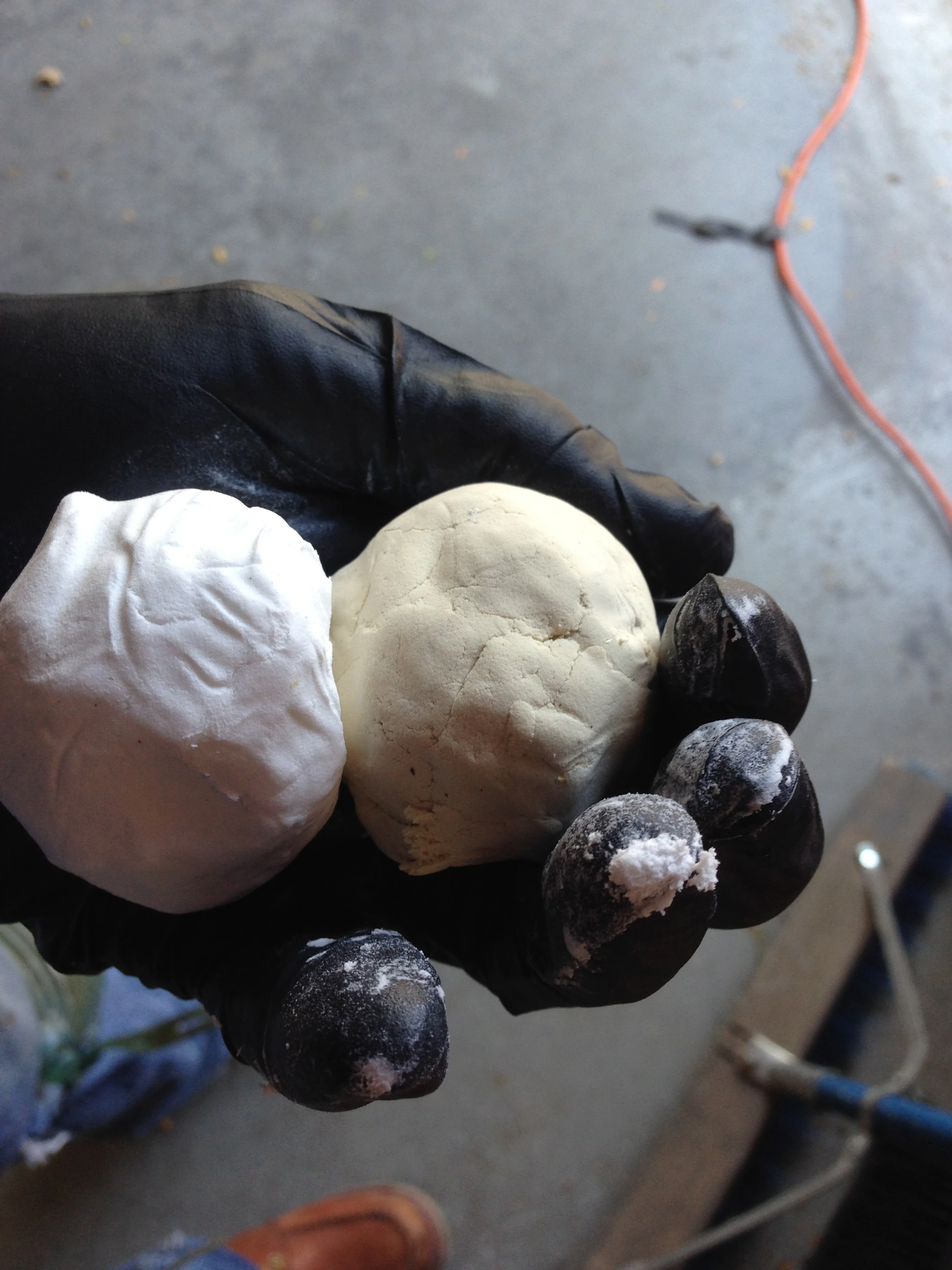 Just take equal parts and knead until uniform in color.