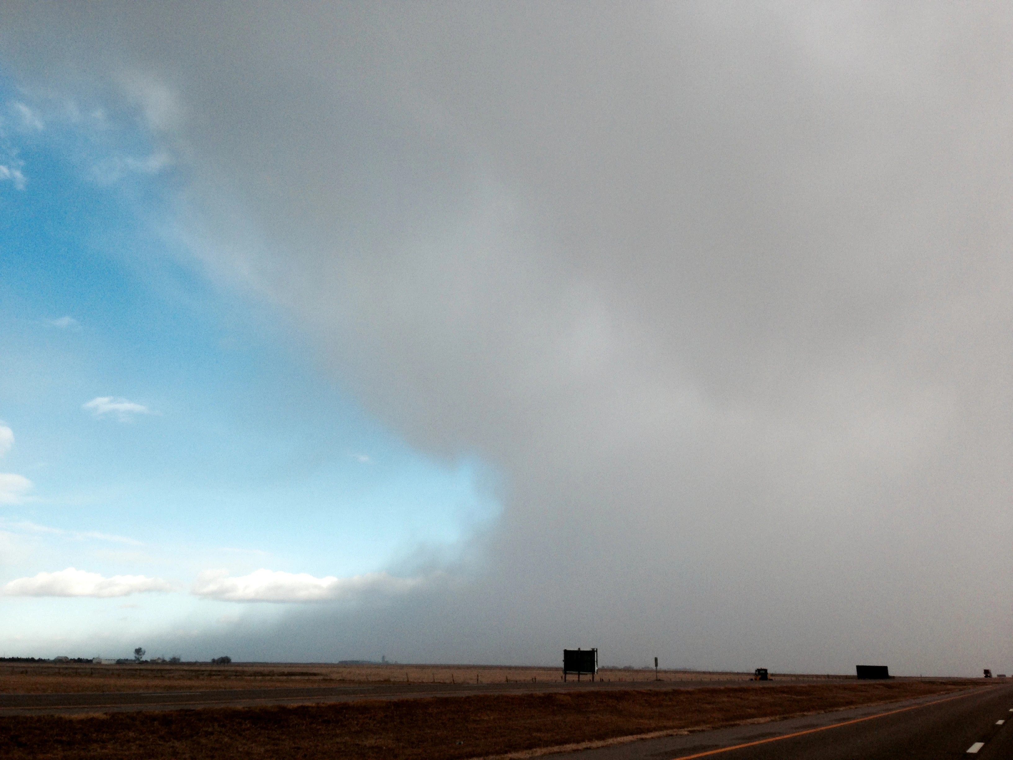 It looked like a thunderstorm, but was snowing.