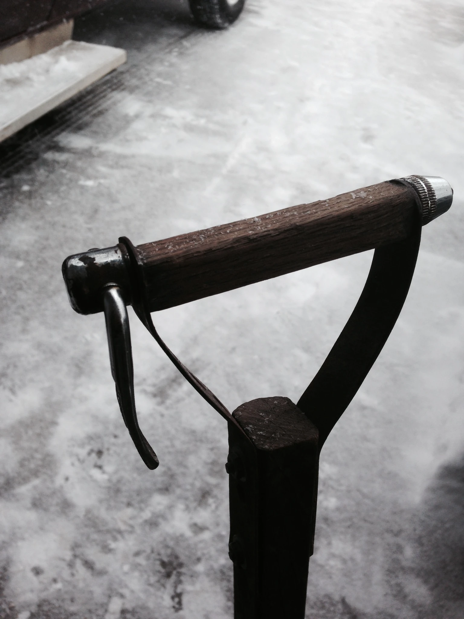 My favorite snow shovel has a quick release skewer for a handle. It used to be Campy, but now, for some unknown reason it is a Sachs skewer. 