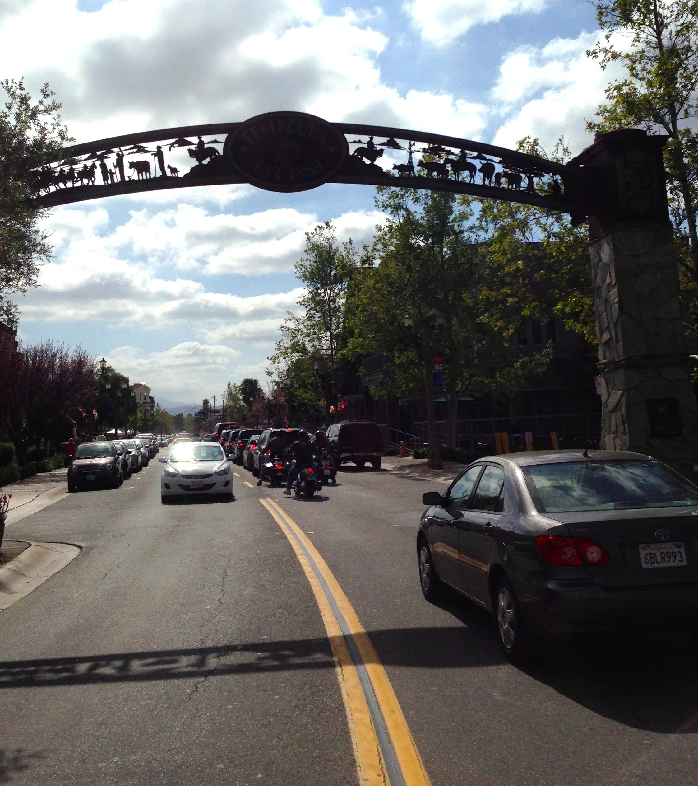 Old Towne in Temecula was jammed with traffic and people.