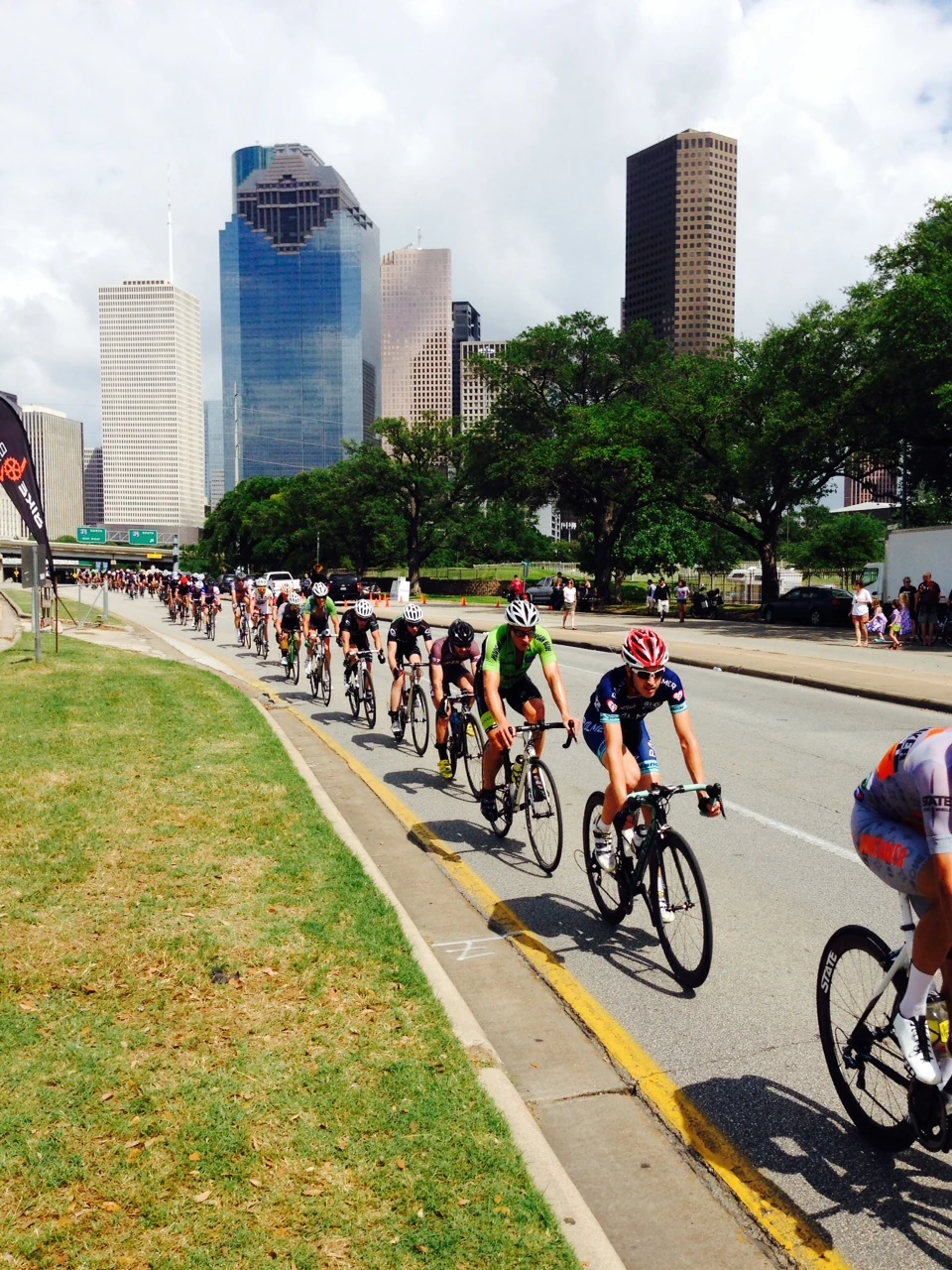 The race was strung out in the gutter a lot of the time because of the wind.