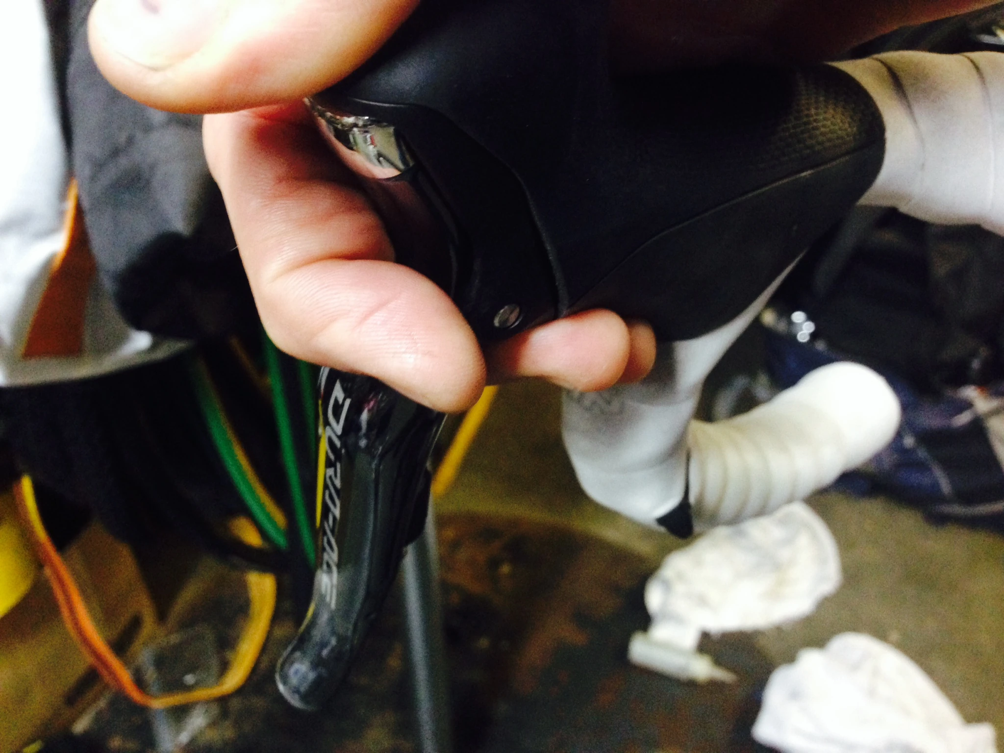 I was climbing with my fingers at the bottom of the levers, thus elongating my arms, giving me more leverage.