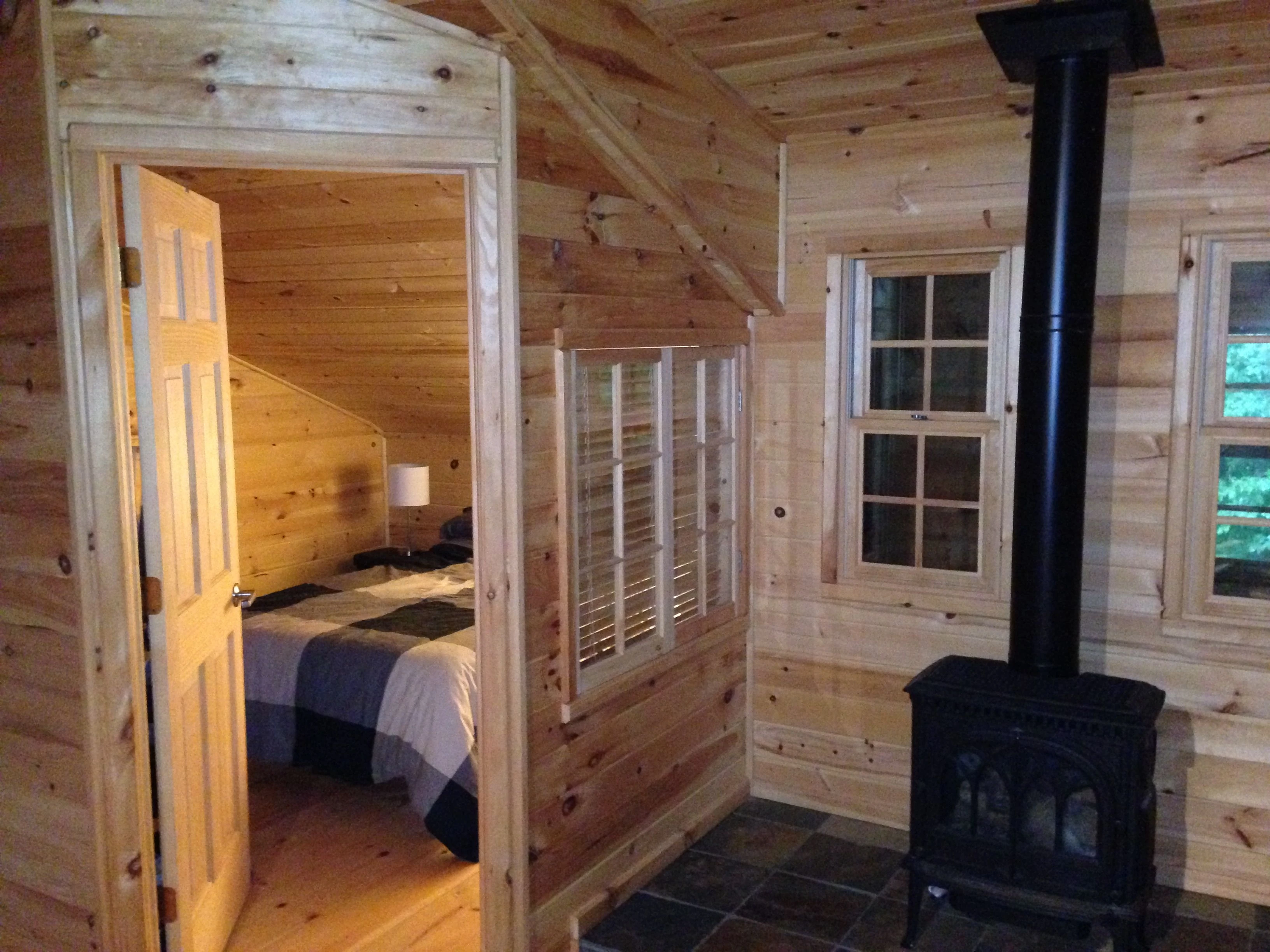 The other bedroom, plus stove.