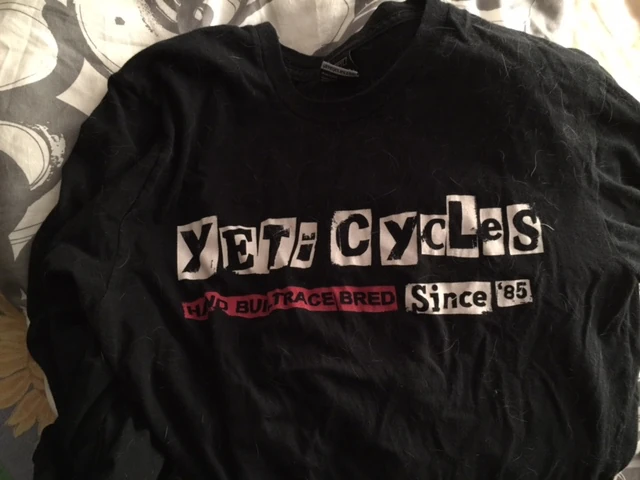 This is Bromont&rsquo;s shirt. Funny it was at the thrift shop and the perfect size.