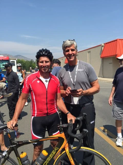 Here is Huge Walton and Eric Heiden, old friends for a long time.