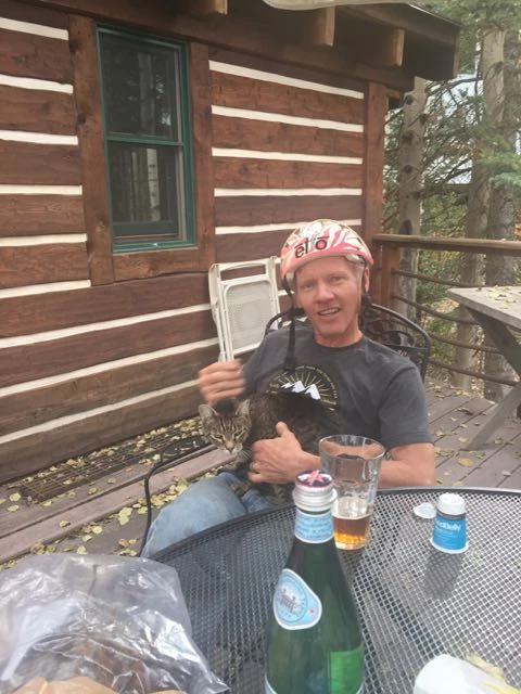 Kent just kept the retro look going.