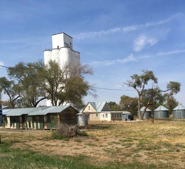 I sort of like run down small town, even though they are a little depressing. It gets me thinking of what they were like in their heyday.