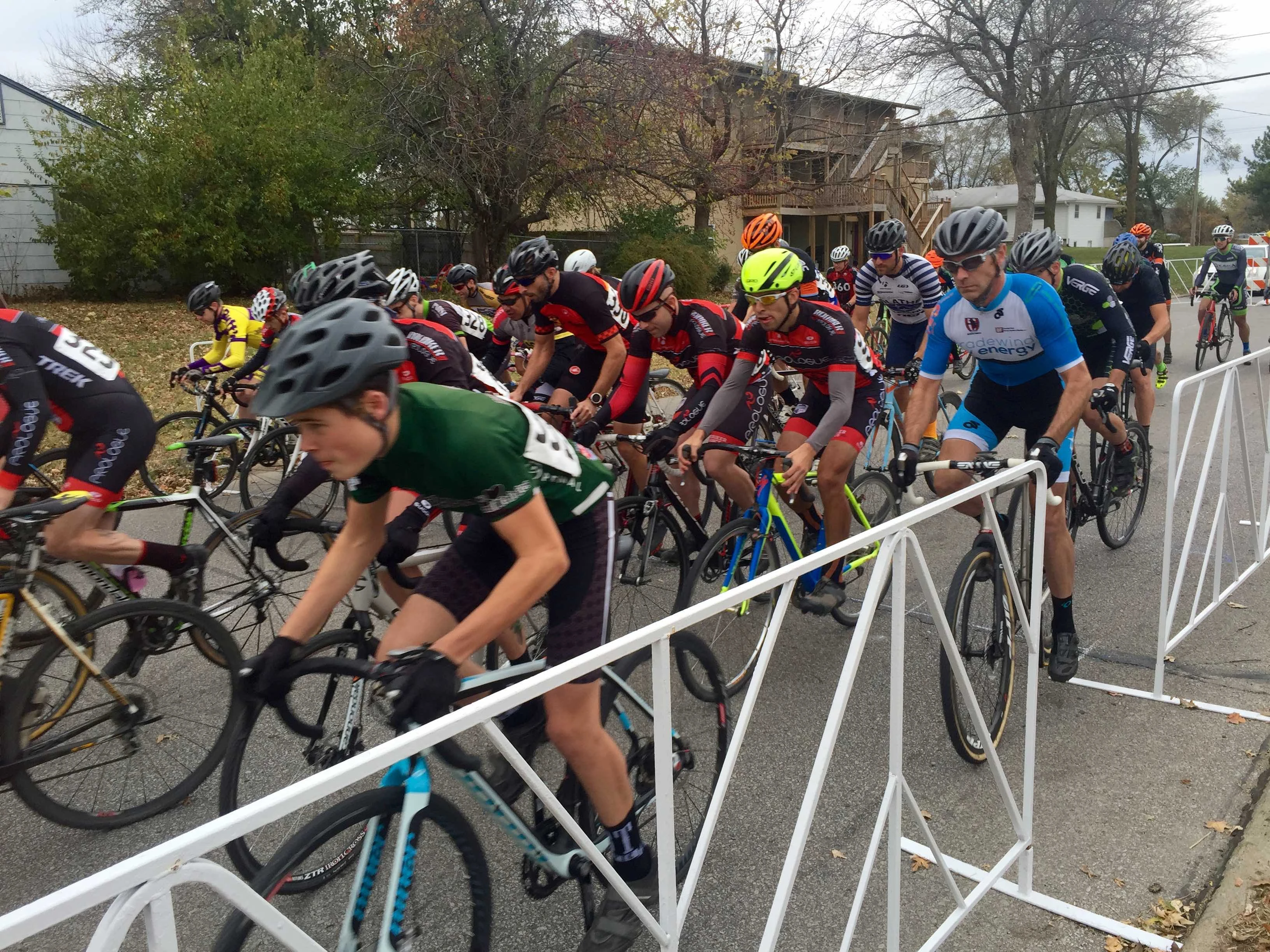 The start of the 3&rsquo;s race. Matt is breathing out of his nose. The kid ahead of him in the green I heard is 16 and is tearing it up in cross and off-road MTB.