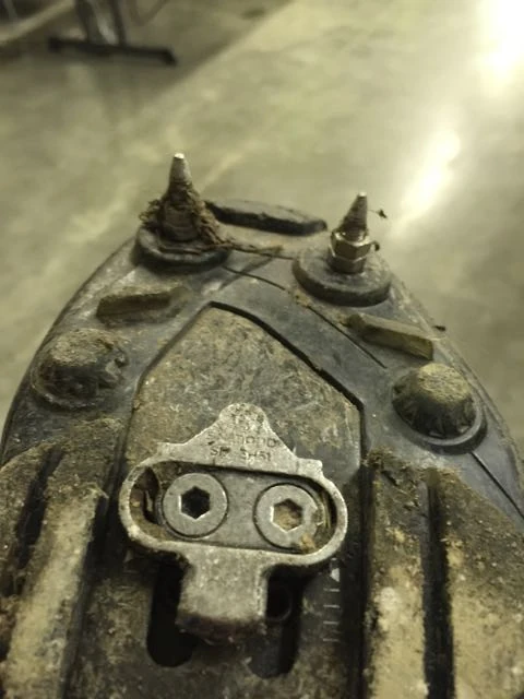 I put some spikes into my shoes before the start.