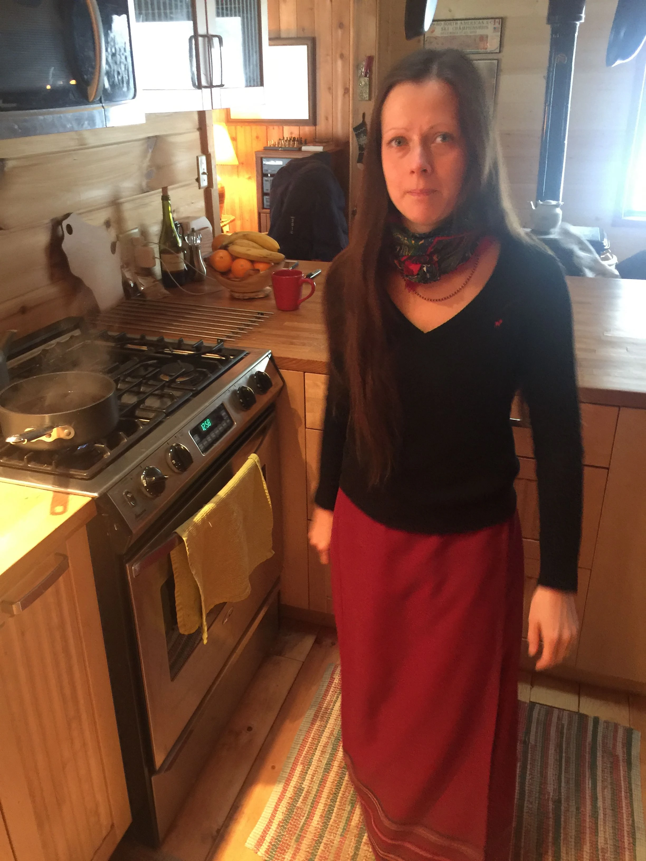 Yuliya making the mushroom infusion.