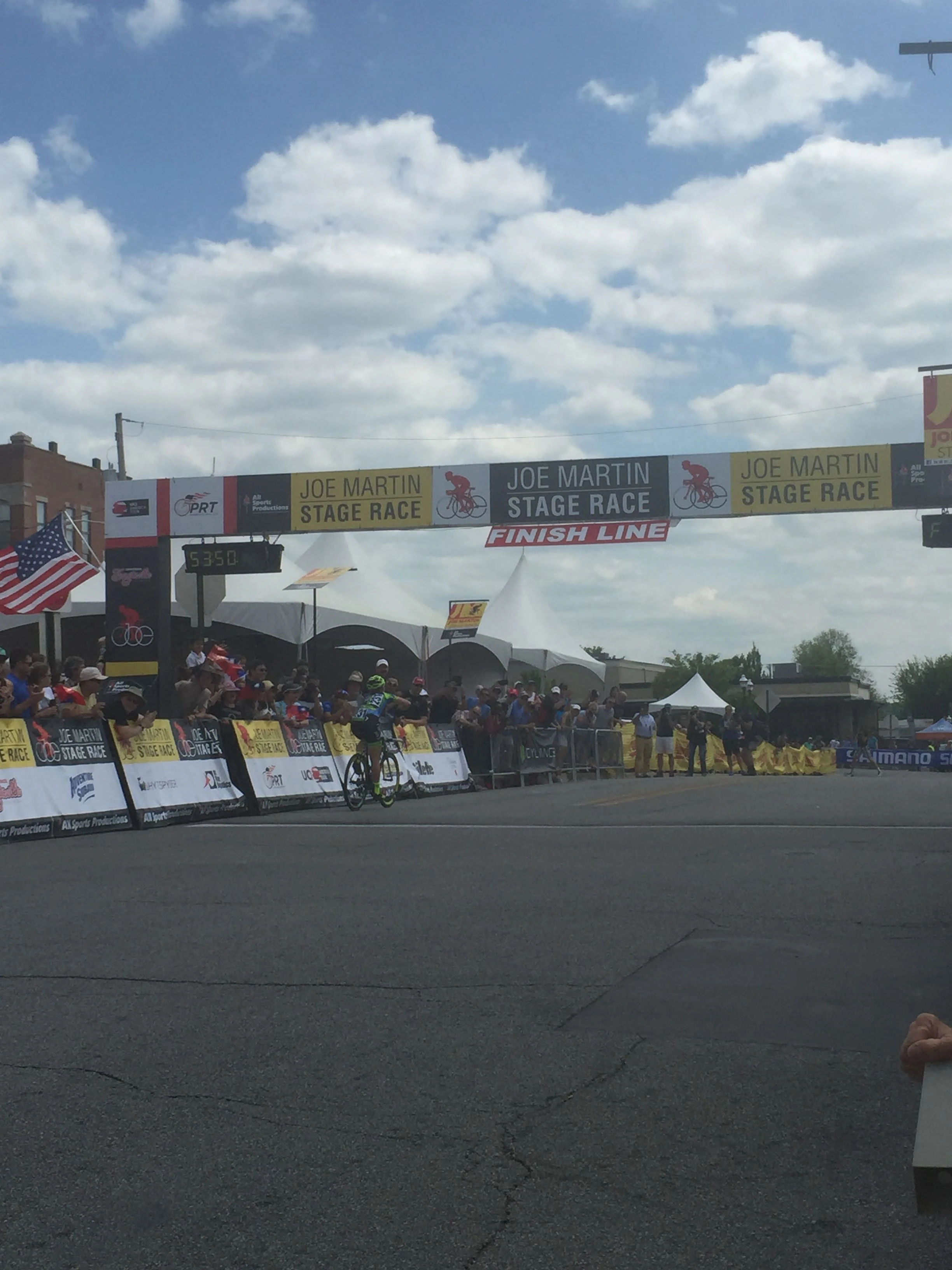  Lauren Stephens made a super move with a lap to go and won the women&rsquo;s criterium solo. She moved into 3rd overall from the effort.