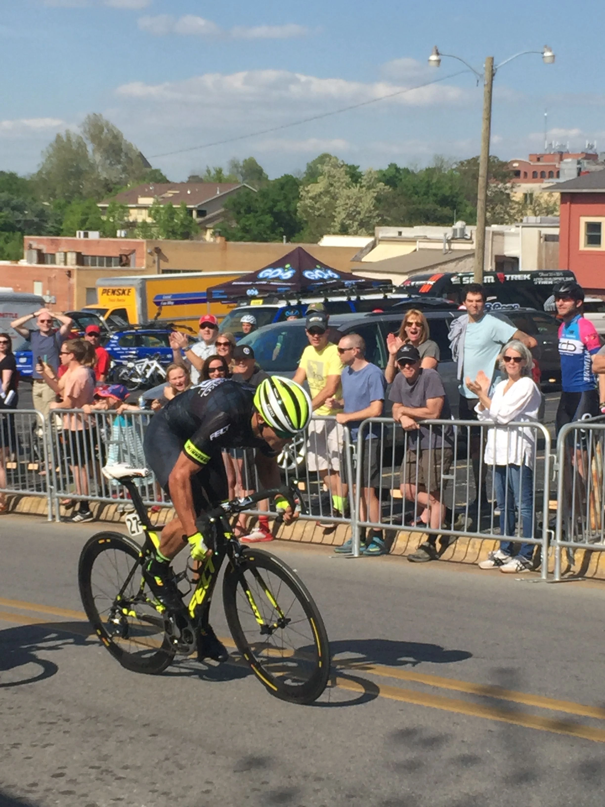 And Travis Mccabe killed up up the hill and won the Pro 1 race. Pretty impressive sprint.