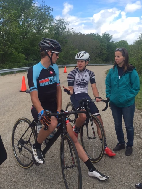 Dylan, left and Benn talking it over.