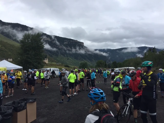 The rest stops were crowded yesterday. We only stopped once.