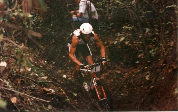 2589_1062624419579_1645020334_175502_6324650_n1