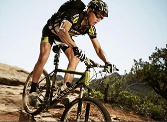 Dave is still at it, with his tread setting, black socks.