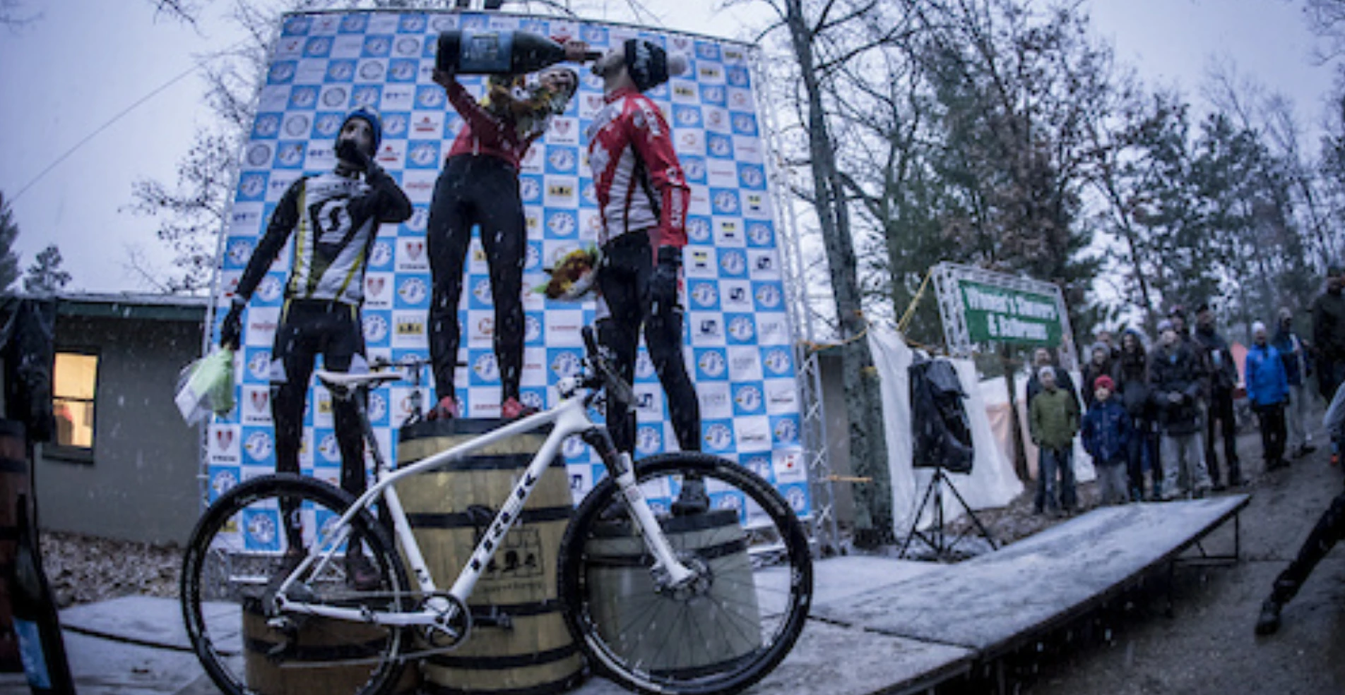 Brian, being the mother bird to 2nd place finisher, Geoff Kabush.