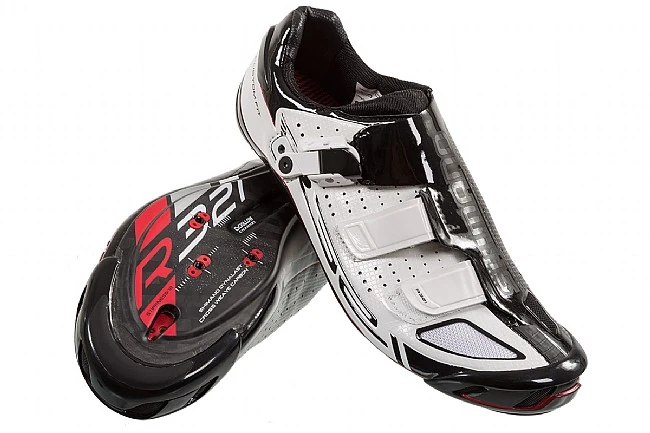 Modern day Shimano R321 shoes. A big advancement from the Detto&rsquo;s. 