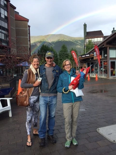 This is Sue, Laura Peycke, and Bill Lehman. Friends from way, way back. Team mates and support. Laura and Bill are riding the loop on a tandem. Laura had wrist surgery and is going to ride on the back.