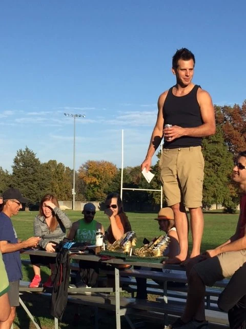 Eric awarding the prizes.